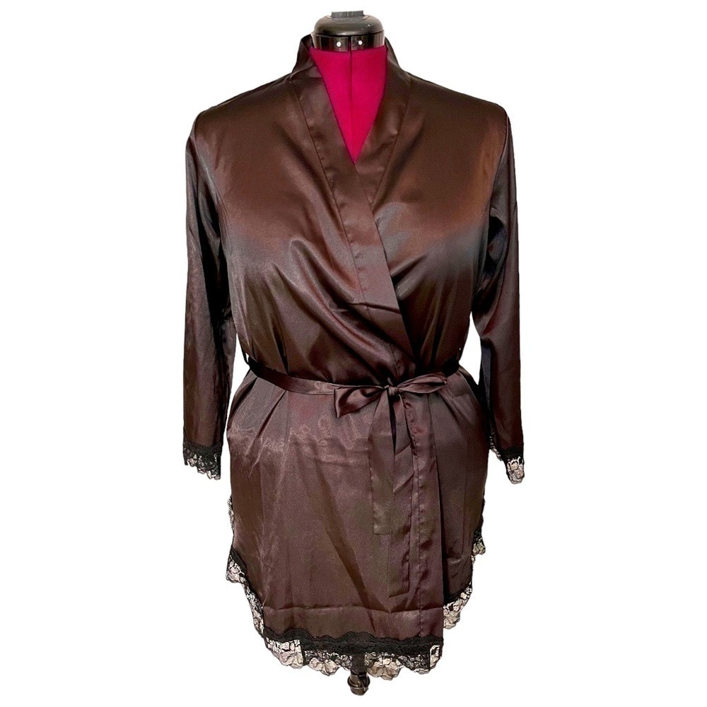Rhonda Shear Black Satin and Lace Kimono Robe